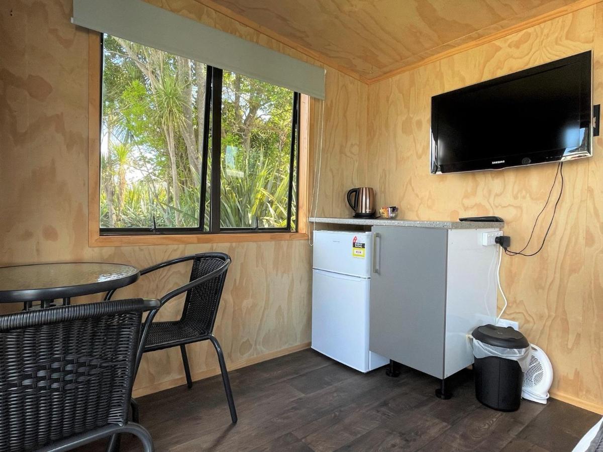 Athenree Hot Springs & Holiday Park Waihi Exterior photo